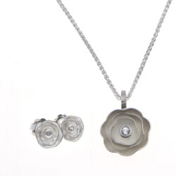 Mrs S roses with white sapphires
